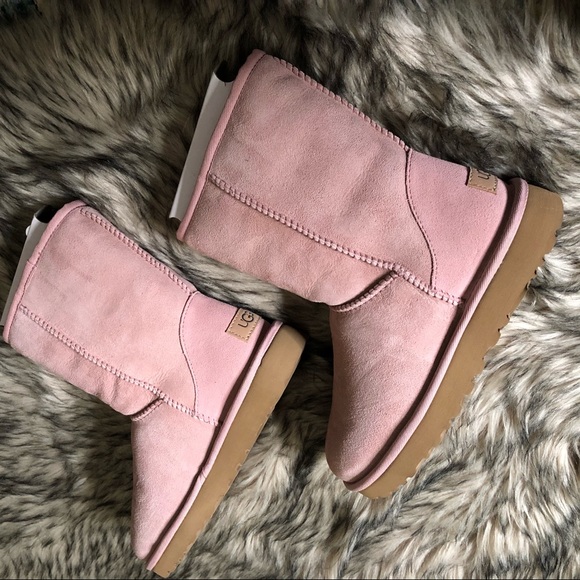 SOLD Women’s Pink Ugg Boots, Size 7 - Picture 1 of 8